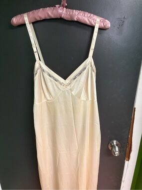 Vintage 1970s Lorraine Nightgown made in USA